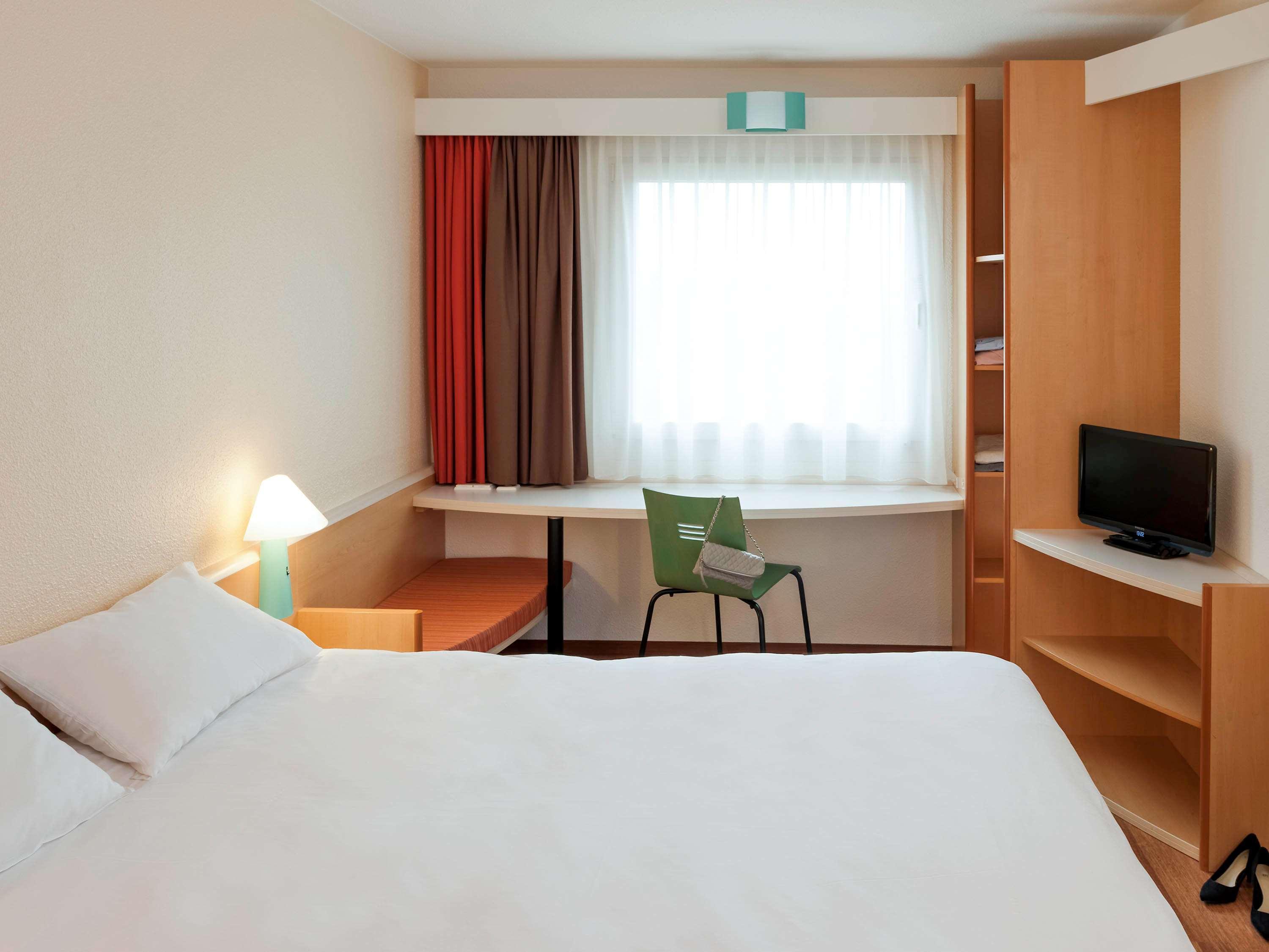Ibis Saintes Hotel Ngoại thất bức ảnh